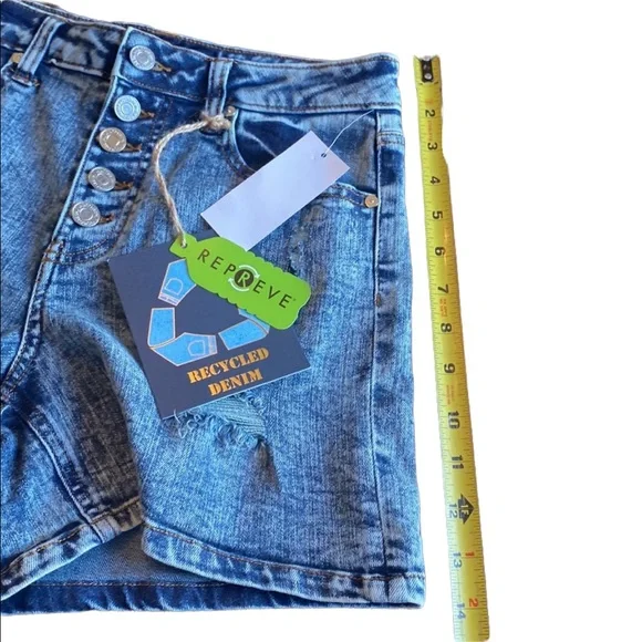 Indigo Rein Distressed Jean Shorts - Picture 12 of 14